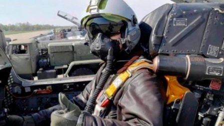 俄战斗机群逼近乌首都基辅，连线避难所中国留学生