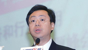 简介 叶兵,2004年任中国移动通信集团公司数据部部长;2007年3月任