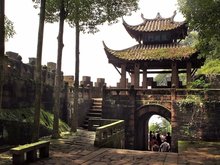 钓鱼城