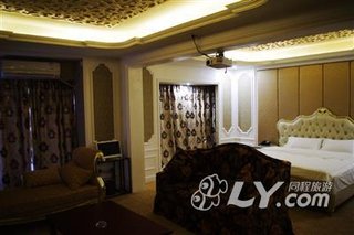 成都全球热恋主题酒店(遥望巴黎主题房)【3.3折