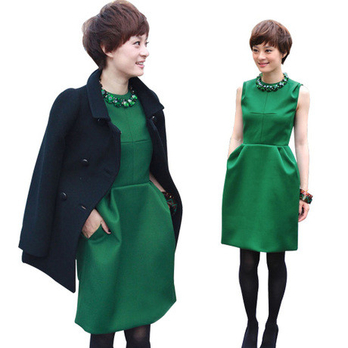 新款欧洲站孙俪同款连衣裙羊毛呢<em>背心裙修身</em>秋