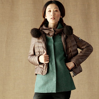 茵曼 2013冬装新款拼接<em>羽绒马夹</em>两件套【834