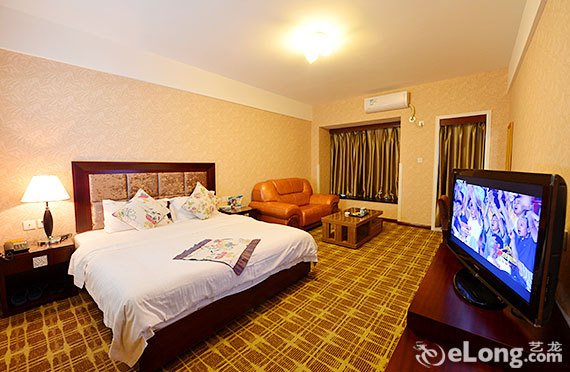 【科华北路 成都百年商务酒店】行政单间住宿