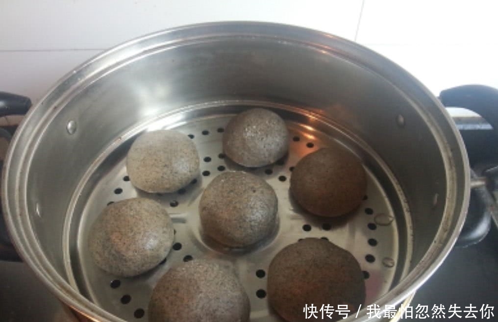 馒头发酵粉放多了能吃吗 t0102e3a45c18c9d62f.jpg
