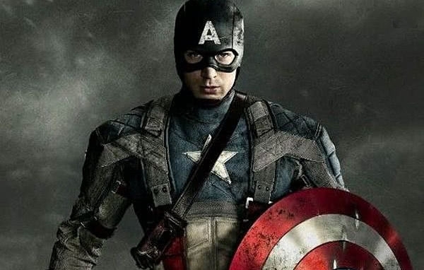 美国队长为何能拿起雷神的锤子,并还能召唤闪