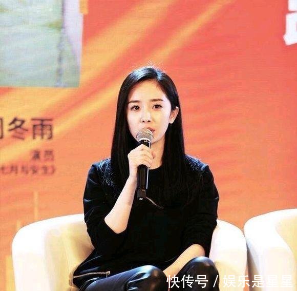 杨幂和杨颖同框, 一个动作看出两人差距, 有一个