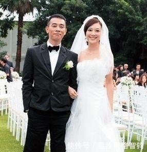 wong婚纱_动漫婚纱情侣头像