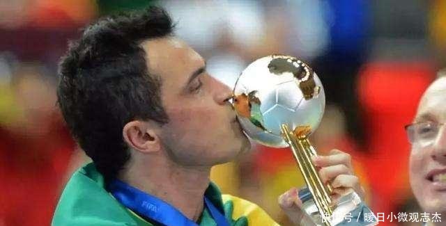 又一个孙继海中国00后小将加盟英超,17岁就入