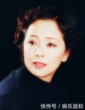 6岁就开始出道拍戏,初中毕业分配去当车工,丈