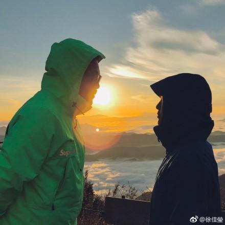 徐佳莹结婚啦！发文称歌手和导演结婚！