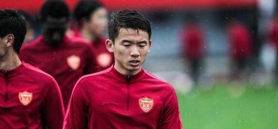 中超最低调王牌即将流入转会市场谁签下他血赚