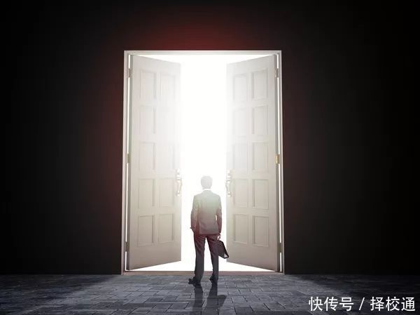 毕业后进入社会工作;学历提升有什么意义?