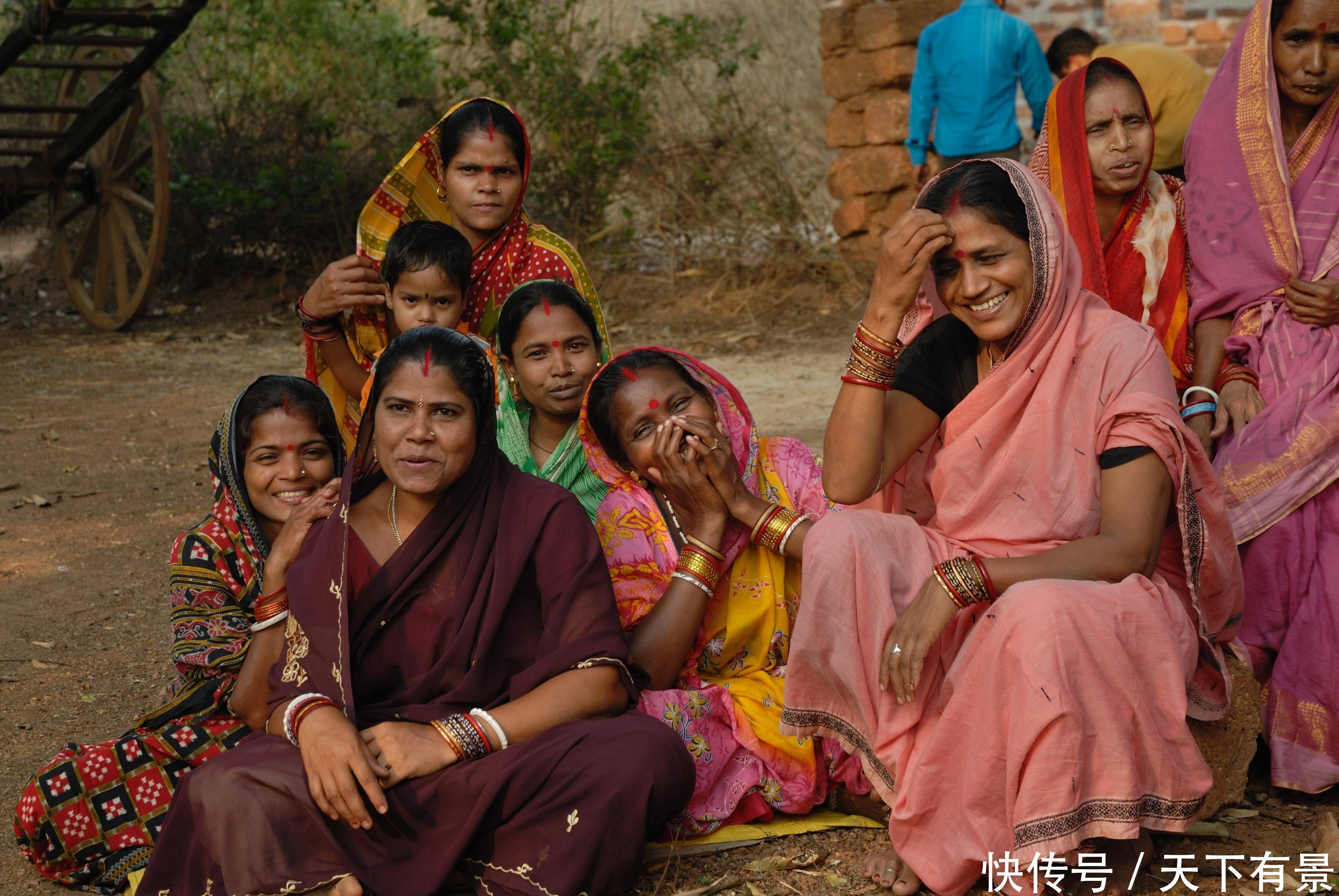 印度人喜欢到中国旅游,每年人数破100万,而且