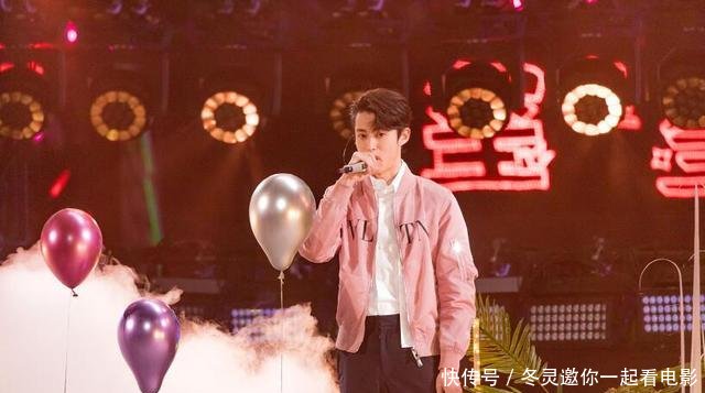 2019跨年: 黄子韬吴亦凡世纪拥抱, 蔡徐坤直播