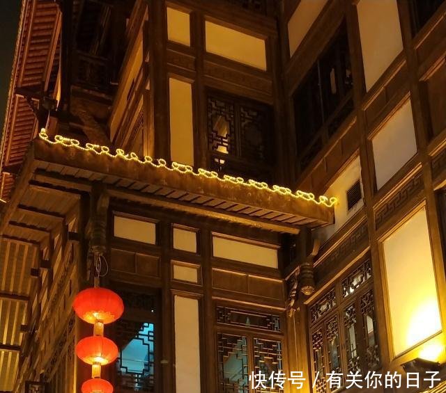 重庆市中国面积最大的直辖市,同时也是中国的