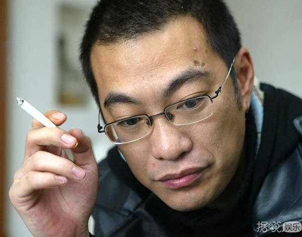 说高云翔有桃花劫，黄晓明有财务危机，这位女神婆什么来历？