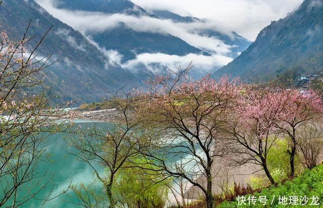 横断山脉：中国垂直分异最明显的山脉，一山有四季，十里不同天