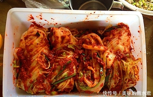 为何韩国人宁愿吃泡菜,也不愿吃炒菜?网友听完