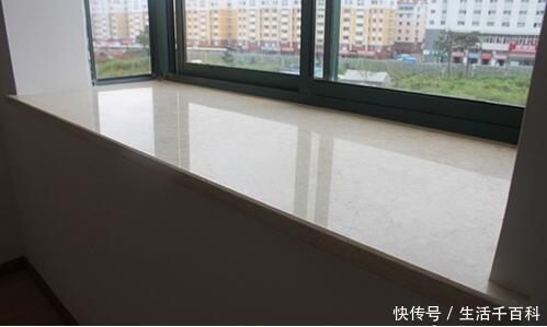 飘窗离地高怎么弄好看，飘窗窗帘怎么装好看又实用-第2张图片-朋成家居生活_生活家