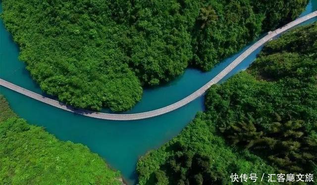 北纬30°上又一个神秘仙境，凭什么惊艳世界？