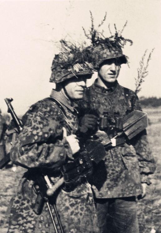 MP40冲锋枪:二战德军的象征,划时代的武器!