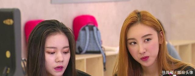 为何紫宁睡前不是带妆就是用面膜遮脸看完她的