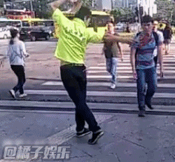 赶紧来看看下面这几种不一样的发传单法~你还想拒绝吗~ 这个方法可以