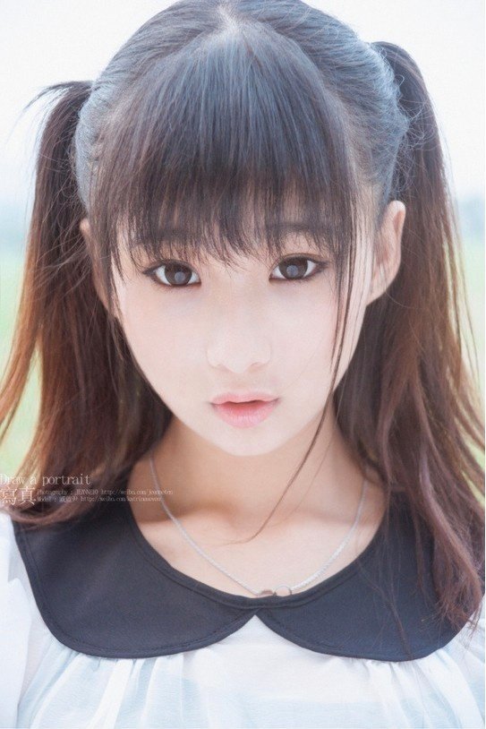 戚蓝尹:公司春游来到江南了 邻家小妹妹戚蓝尹的 ...