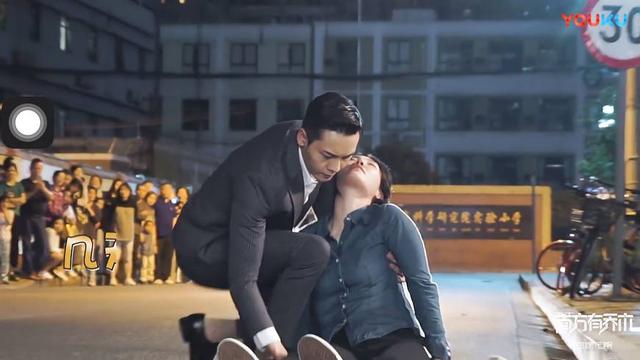 南方有乔木》陈伟霆的公主抱好尴尬,白百何的