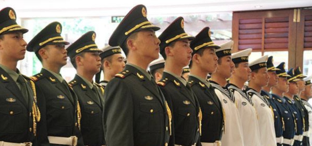 军营里什么级别的军人才能住军区大院