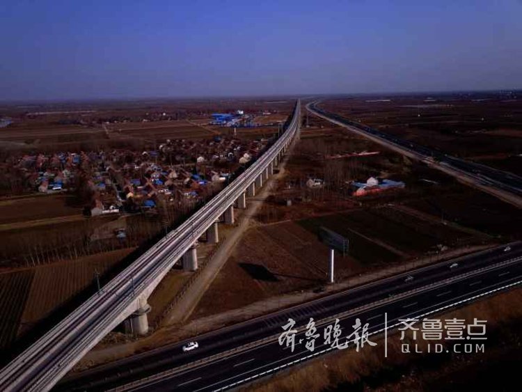 航拍在建济青高铁雄姿,预计年底通车