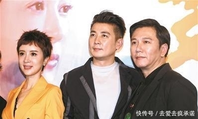 阔太的幸福?网友晒金巧巧照片,带一双儿女坐旋