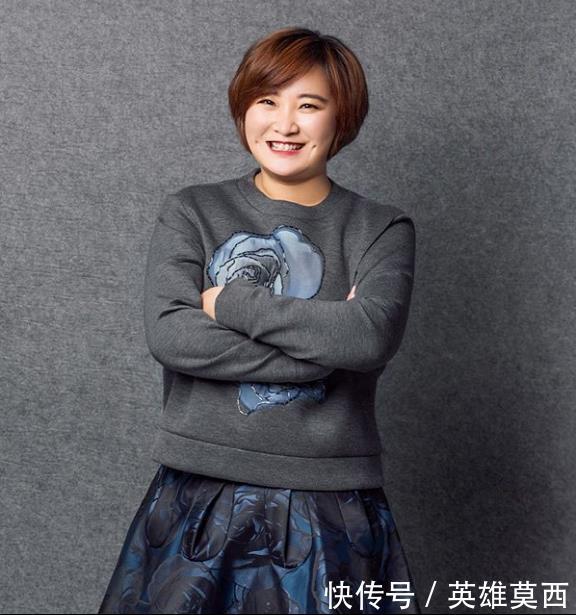 带你参观贾玲住的豪宅,生活中也是个吃货,自己能吃一大盆小龙虾 立即博v1bet488