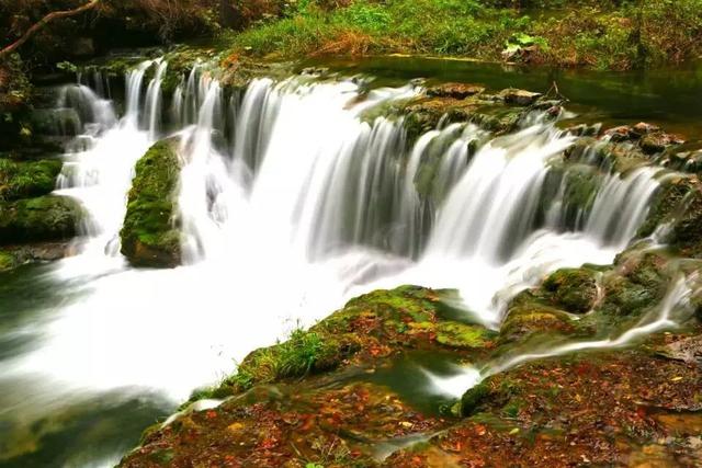 太行山大峡谷:风平浪静涛阵阵,夜阑人静泉叮咚