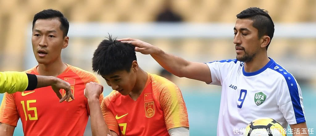 比韦世豪更狠韩国后卫飞腿爆头对手!韩媒羞愧