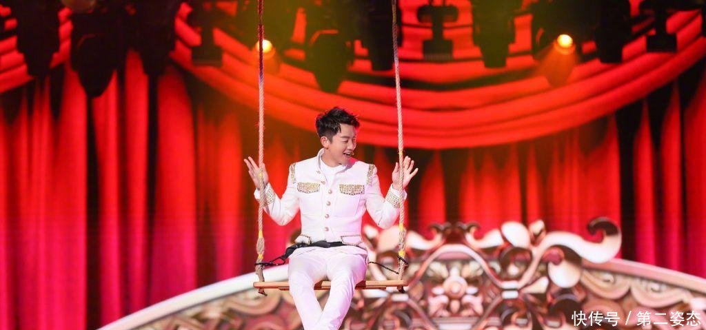 奔跑嘉年华杨颖背透明翅膀鹿晗顶泡面头 宋茜