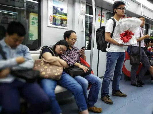 钢结构图片大全手机拍摄(寻找钢结构图片大全)