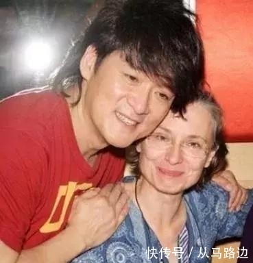 苍老似70岁老太的她,依旧是周华健心口的一点“朱砂痣” 澳博网投