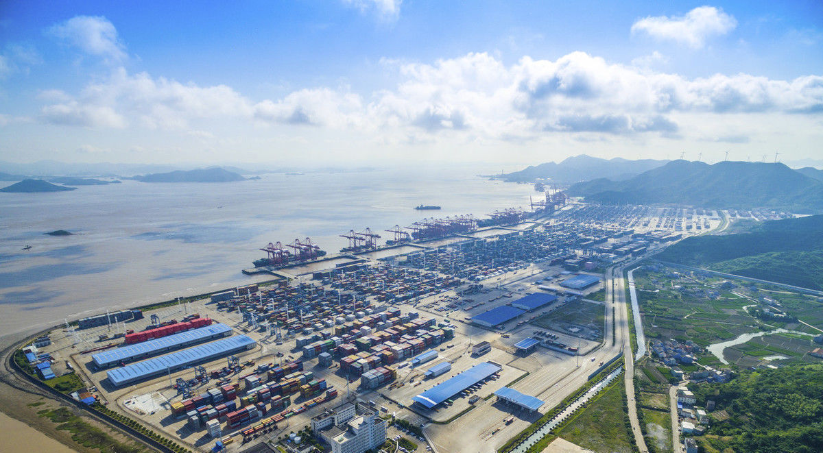 世界第一大港口--宁波港