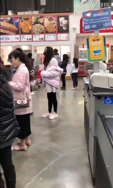 网友超市偶遇王祖贤,一身少女粉被喊话聂小倩