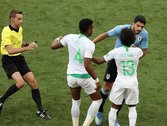 乌拉圭和沙特的比赛不够精彩?不不不,这场重点