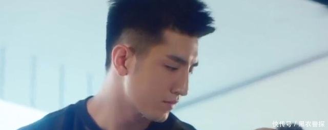 《倾城时光》林浅三次穿高跟鞋出事故,第一次