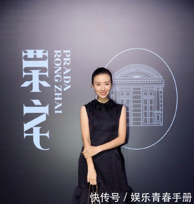 38岁的董洁穿衣风格,简直是让人大开眼界,穿出