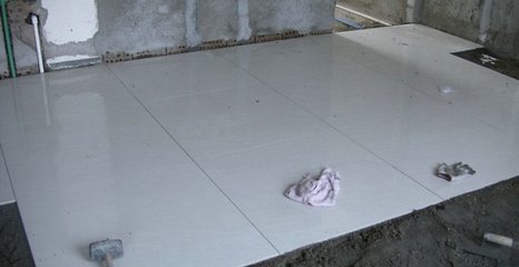 地砖人均铺贴_客厅地砖铺贴效果图