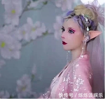 迪丽拉终于不穿裙子了,当穿上裤子后的她,网友:腿是被上帝亲吻过吗? 云顶备用网址