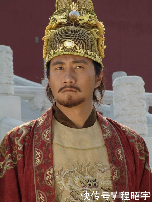 农民被逼造反,朱元璋问他为何不告官,农民:你造