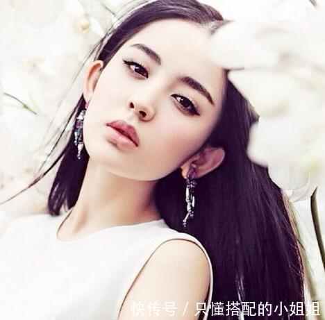 同样穿包臀裙,为啥古力娜扎比迪丽热巴好看?网