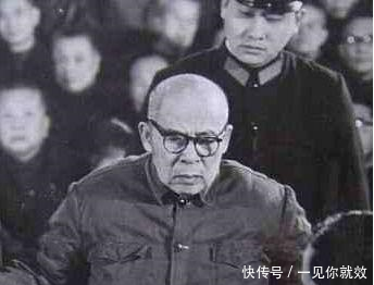 他是正国级干部,被关押28年,79古稀之年竟被灌