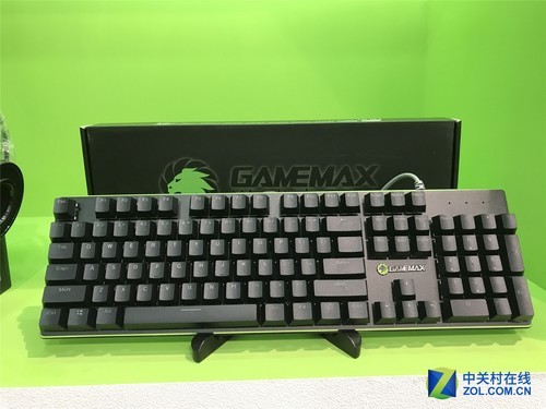 全方位实用设计 GAMEMAX新品亮相台北展(图5) 全方位实用设计 GAMEMAX新品亮相台北展(图5)