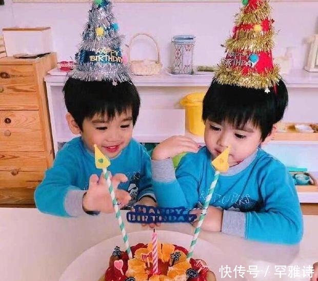 被林志颖双胞胎儿子过生日的照片萌翻了 两人
